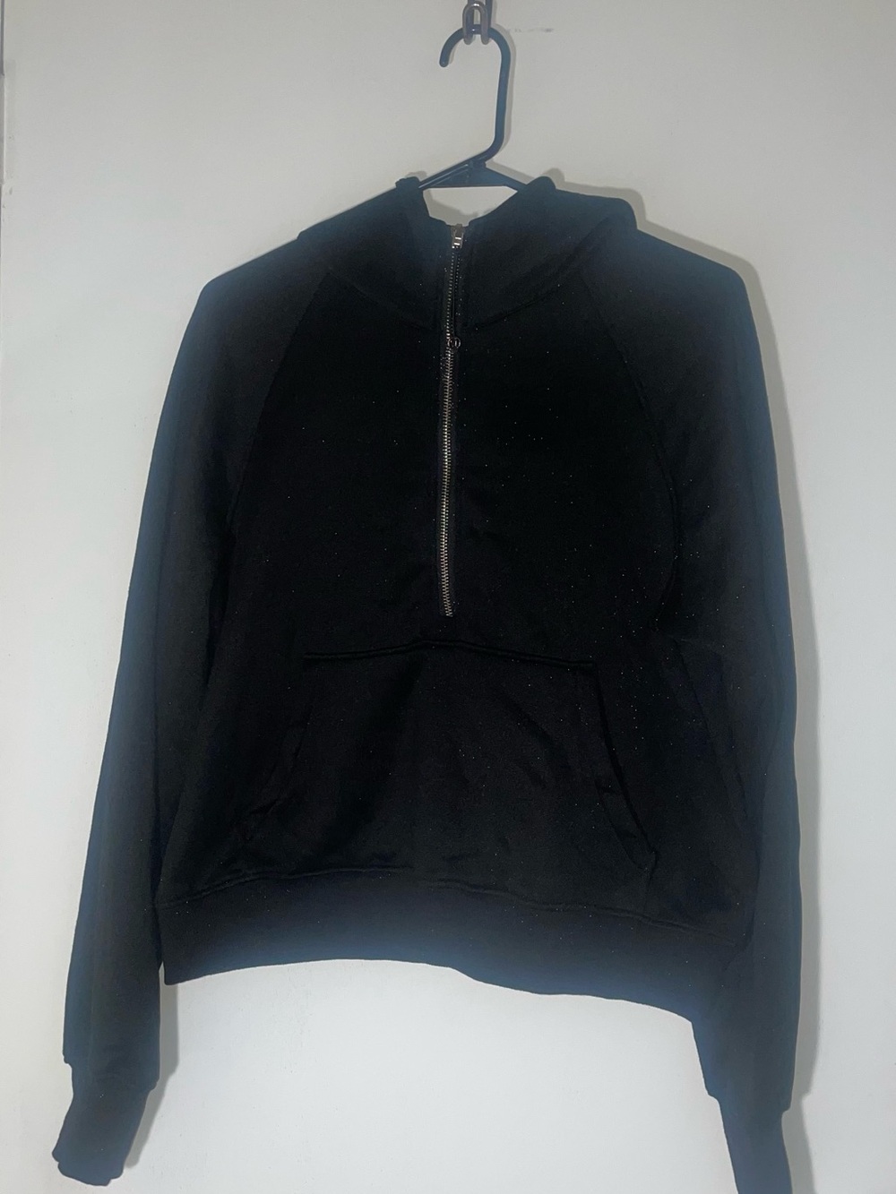 #90 Women’s Black 1/2 Zip Hooded Pullover Hoodie Kangaroo Pocket Knit Polyester